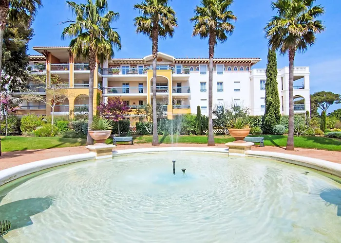 Apartmán Le Grand Parc-11 By Interhome Saint Aygulf